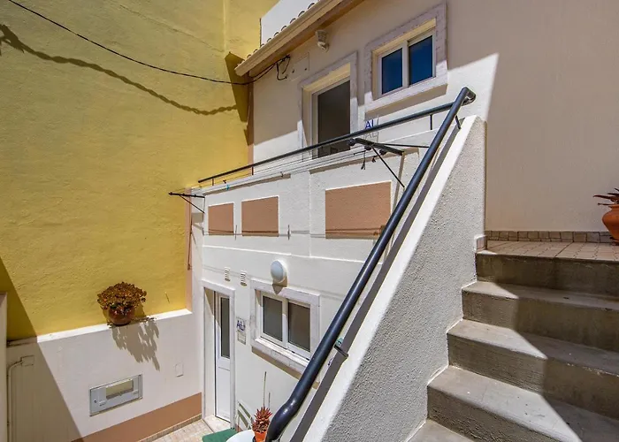 Caparica By Host-point Apartman *