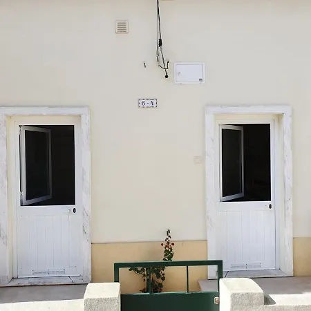 Caparica By Host-point