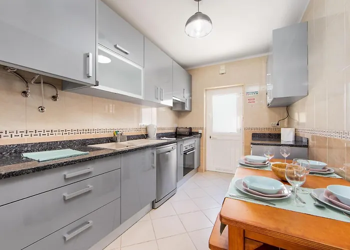 Caparica By Host-point *